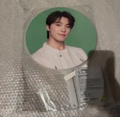 2026年最新】seventeen うちわ ディノの人気アイテム - メルカリ