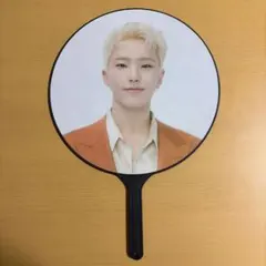 2026年最新】seventeen うちわ be the sunの人気アイテム - メルカリ