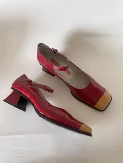 2026年最新】MIUMIU パンプスの人気アイテム - メルカリ