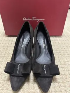 2026年最新】viva フェラガモの人気アイテム - メルカリ