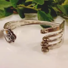 2026年最新】フォーク バングルの人気アイテム - メルカリ