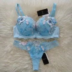 2026年最新】サルートe65の人気アイテム - メルカリ