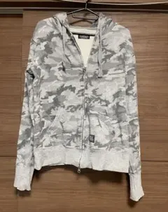 2026年最新】stussy ジップパーカー 迷彩の人気アイテム - メルカリ