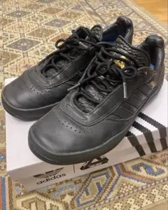 2026年最新】palace adidasの人気アイテム - メルカリ