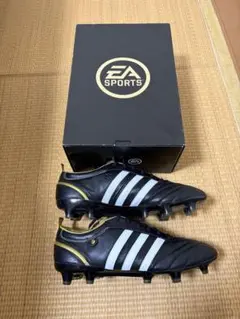 2026年最新】内田篤人スパイクの人気アイテム - メルカリ