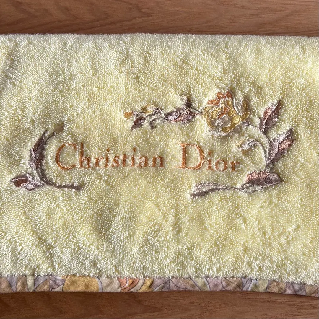 2026年最新】クリスチャンディオールバスマットの人気アイテム - メルカリ