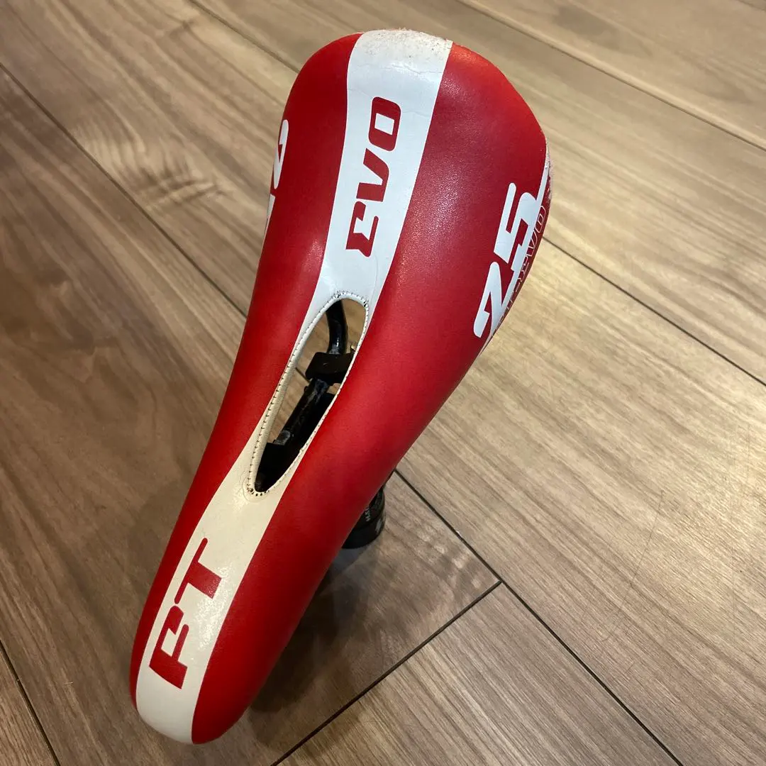 2026年最新】ROCKFISH サドルの人気アイテム - メルカリ