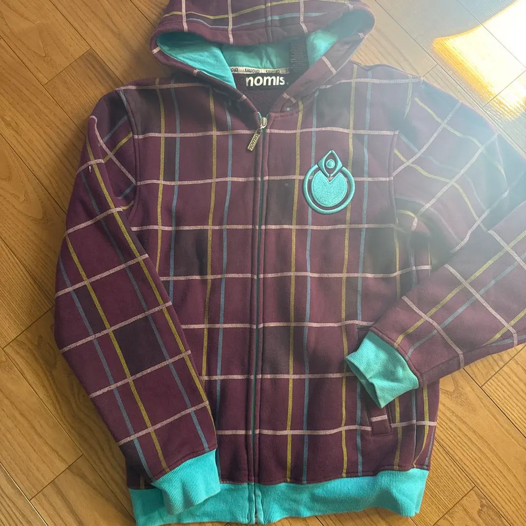 2026年最新】nomis ウェアの人気アイテム - メルカリ