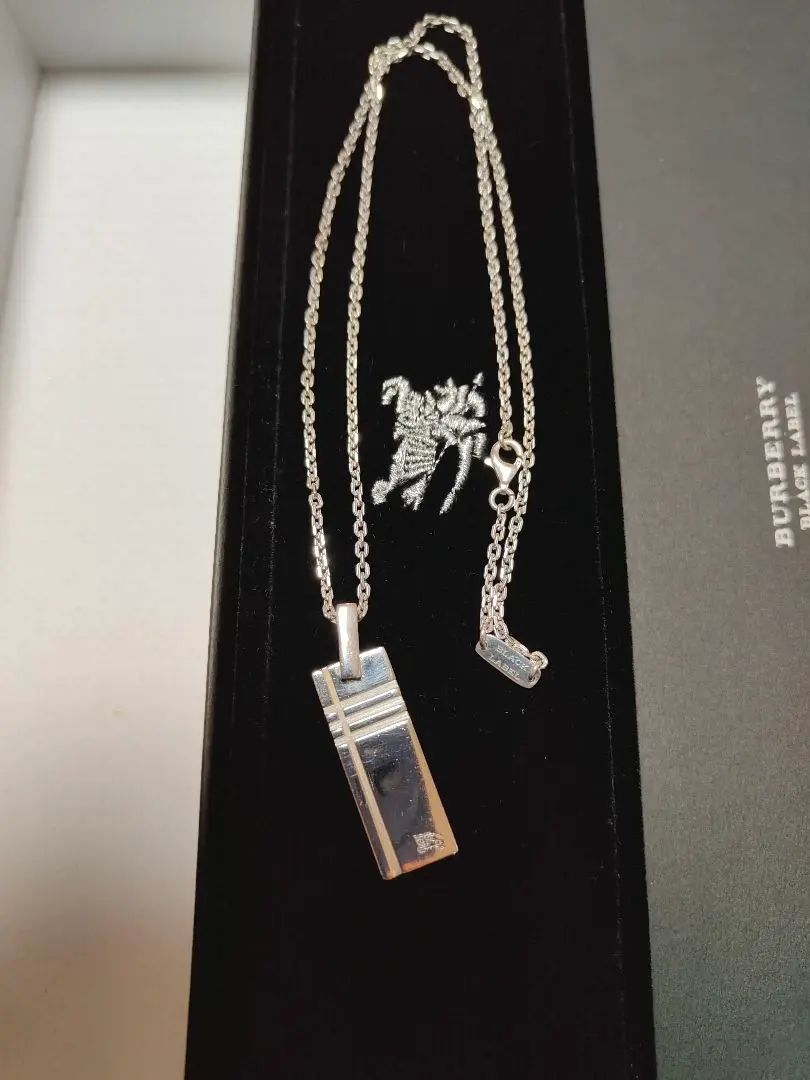 BURBERRY BLACK LABEL シルバー ネックレス