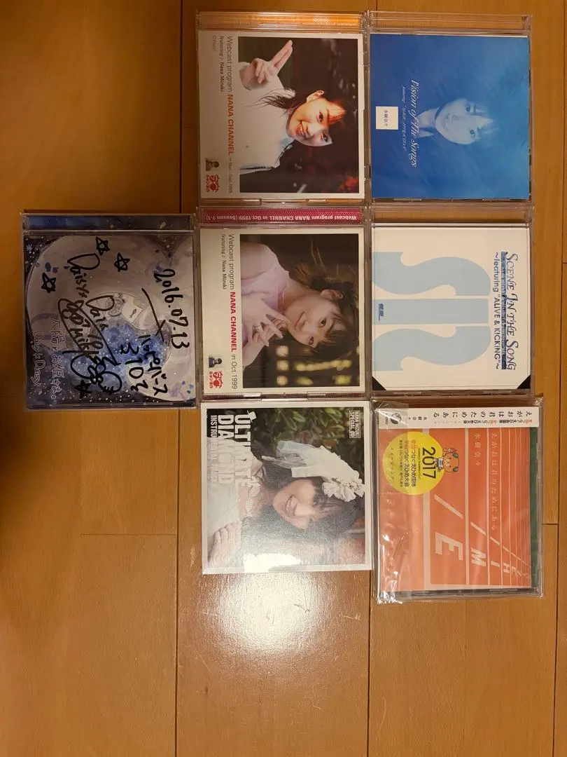 2026年最新】水樹奈々サインの人気アイテム - メルカリ