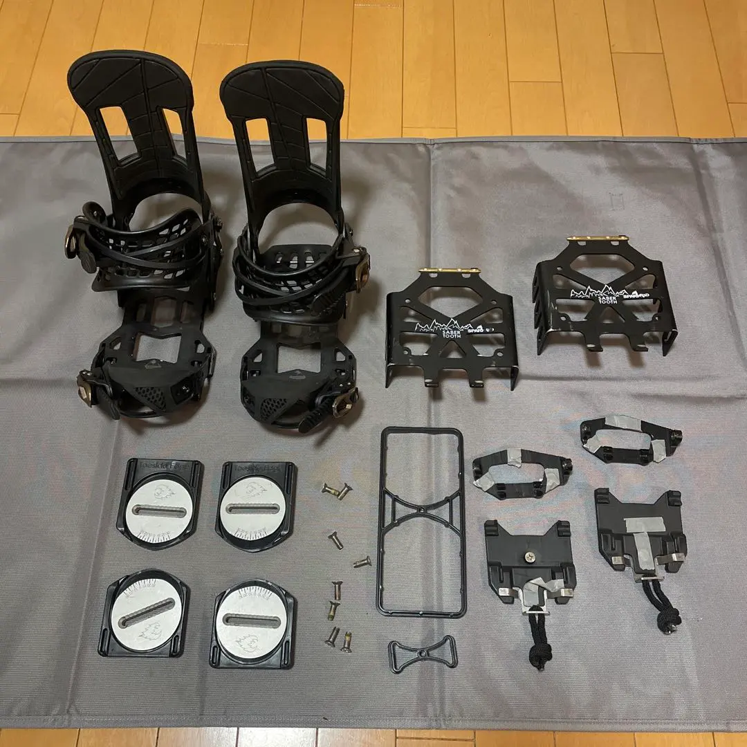 2026年最新】burton HITCHHIKERの人気アイテム - メルカリ