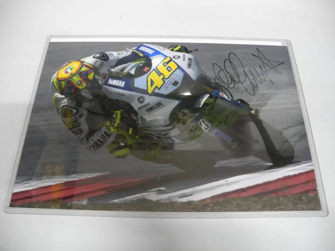 2026年最新】バレンティーノ・ロッシ サインの人気アイテム - メルカリ