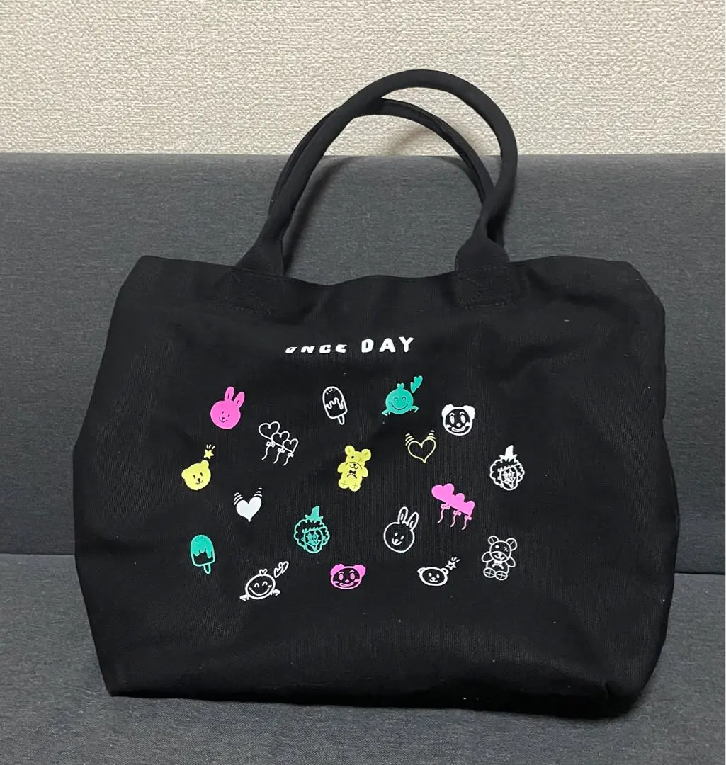 2026年最新】twice candy pop トートバッグの人気アイテム - メルカリ