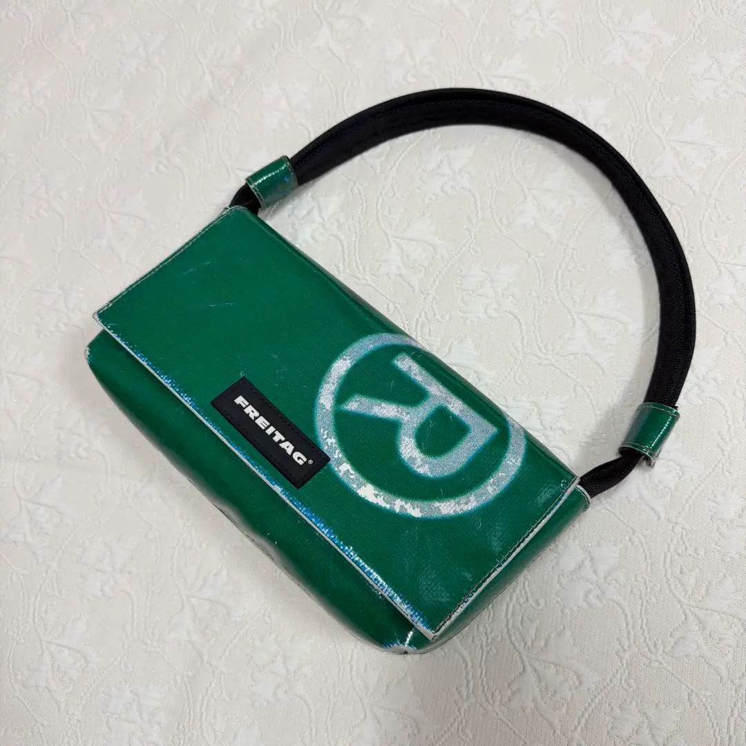 2026年最新】freitag Lauraの人気アイテム - メルカリ