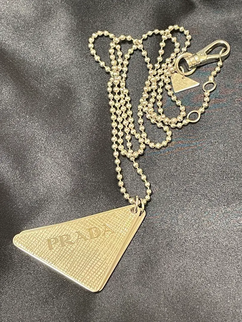 2026年最新】PRADA ネックレスの人気アイテム - メルカリ
