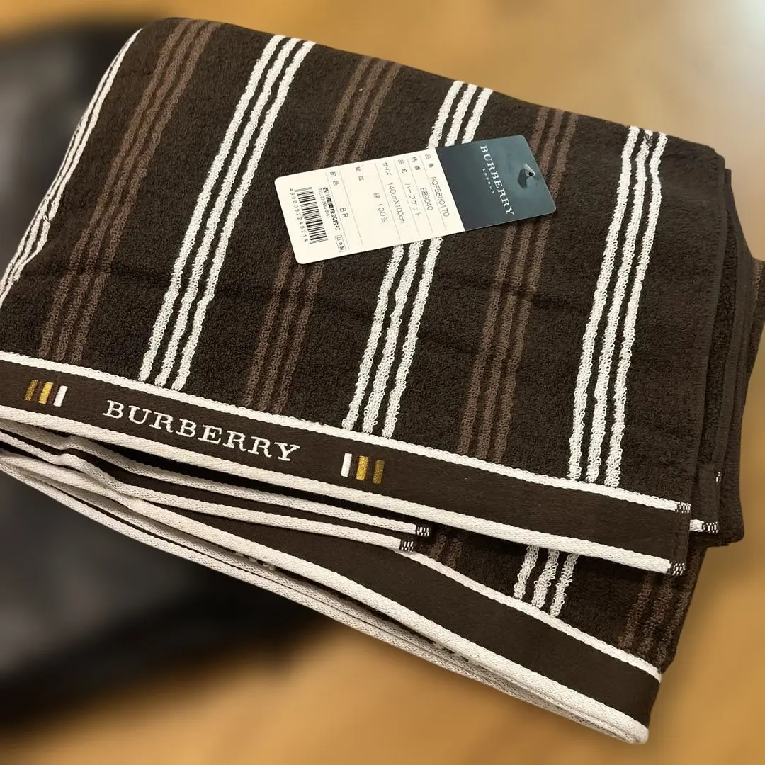 2026年最新】バーバリー ハーフケットの人気アイテム - メルカリ