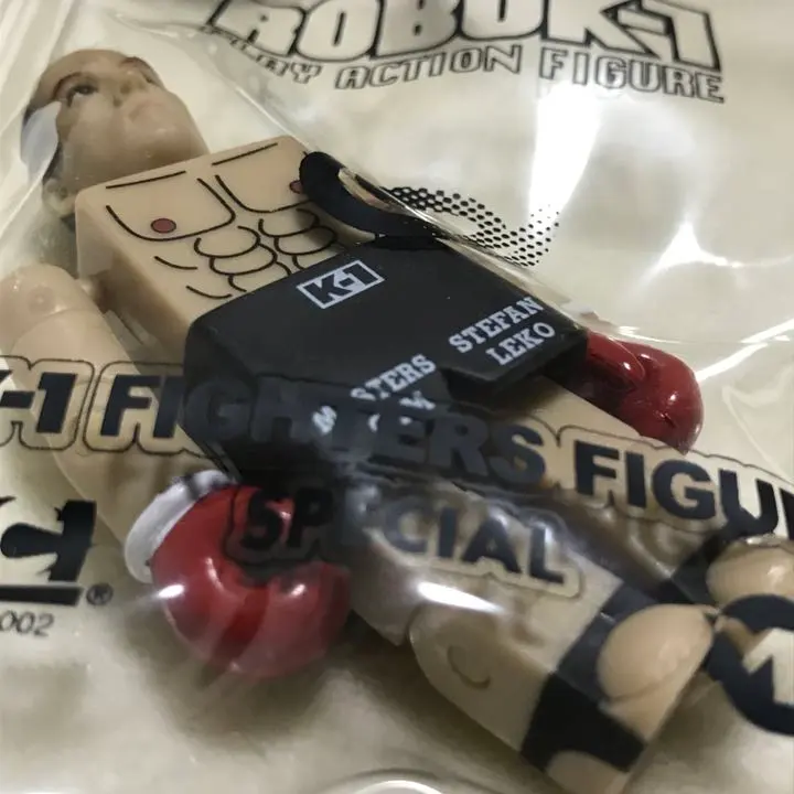 ステファン・レコ K-1 サイン入りグローブ ミルコクロコップフィギュア付