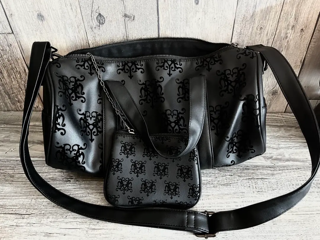 2026年最新】hyde 黒ミサ バッグの人気アイテム - メルカリ