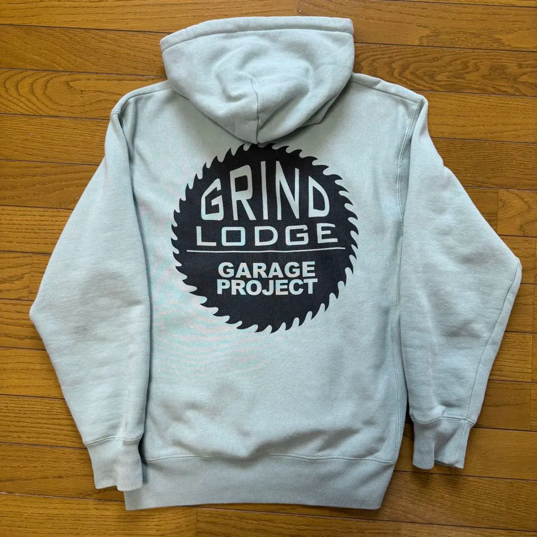 2026年最新】grindlodge パーカーの人気アイテム - メルカリ