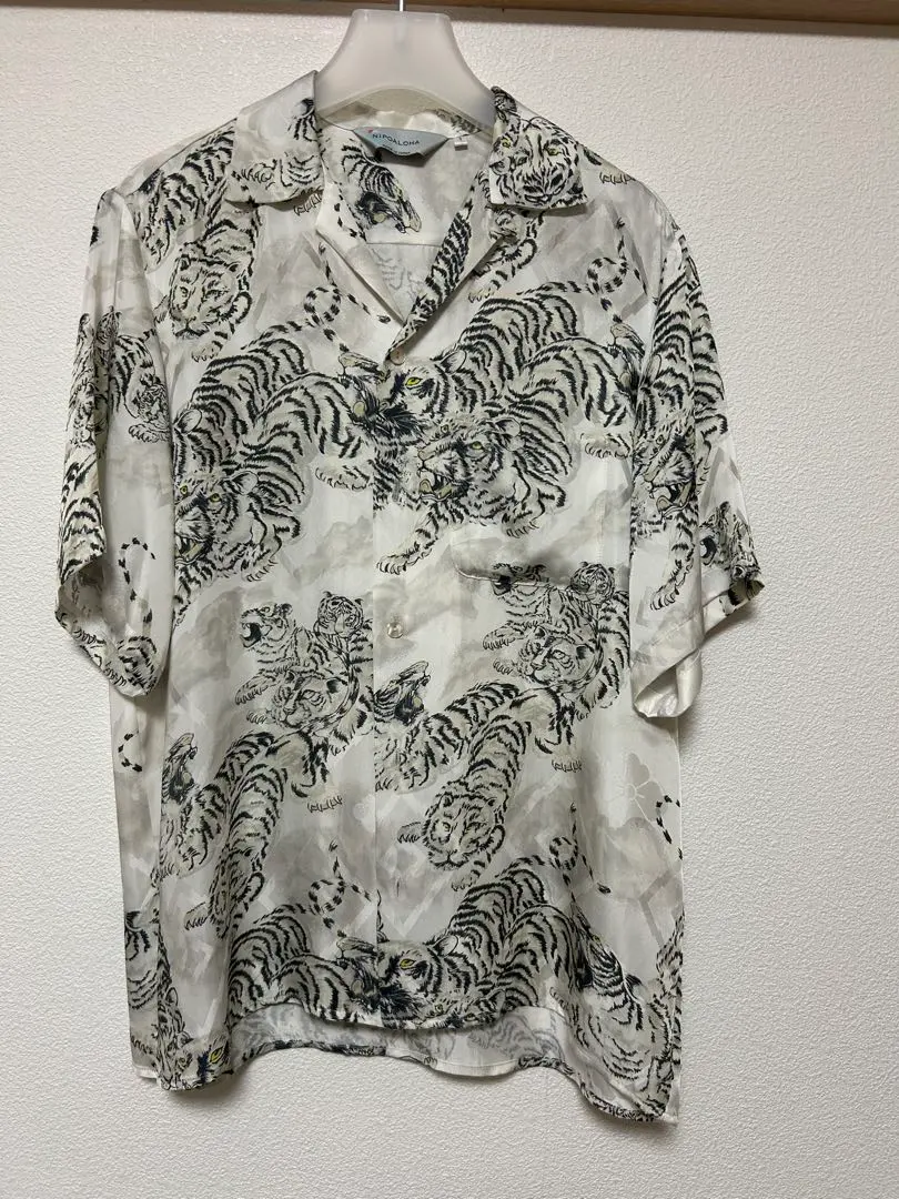 2026年最新】NIPOALOHA シャツの人気アイテム - メルカリ