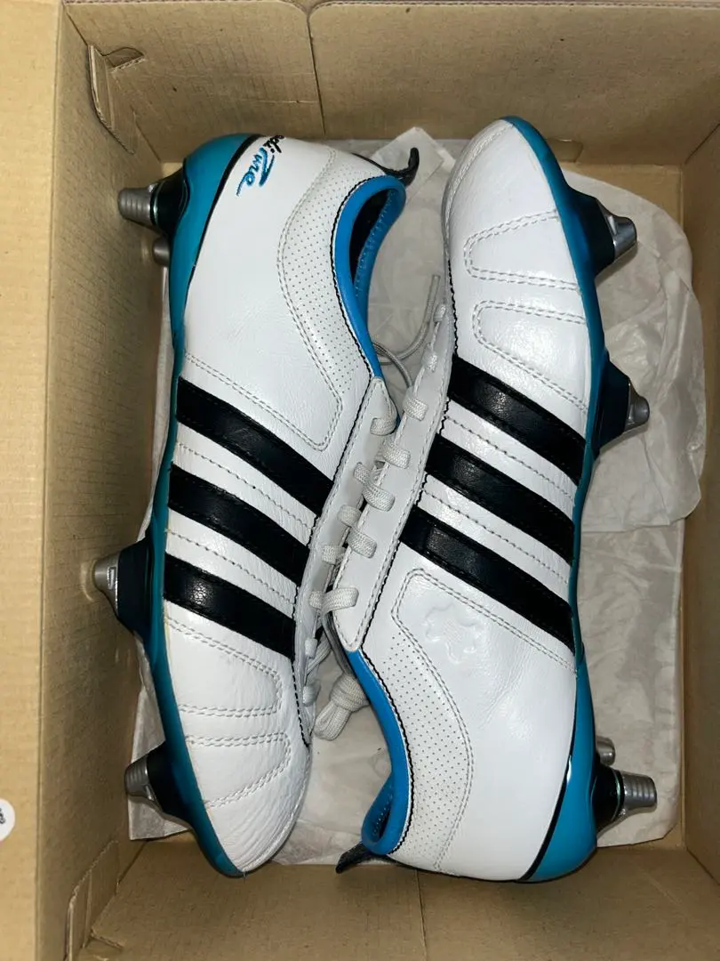 2026年最新】内田篤人スパイクの人気アイテム - メルカリ