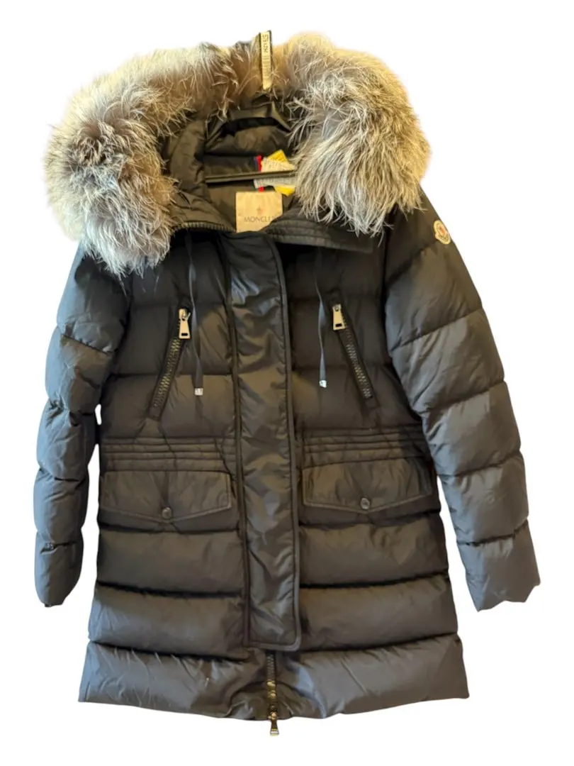 2026年最新】MONCLER モンクレール aphrotiの人気アイテム - メルカリ