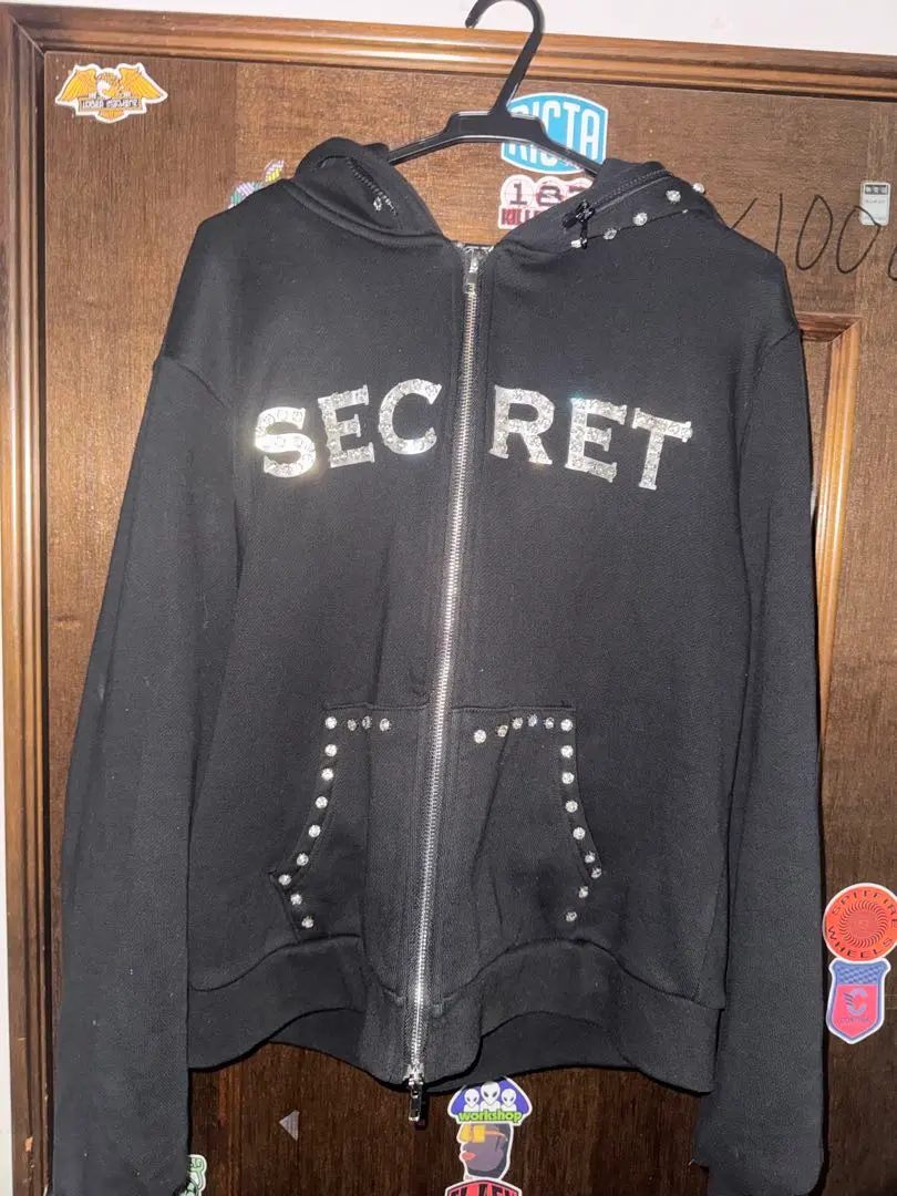 2026年最新】secret パーカーの人気アイテム - メルカリ