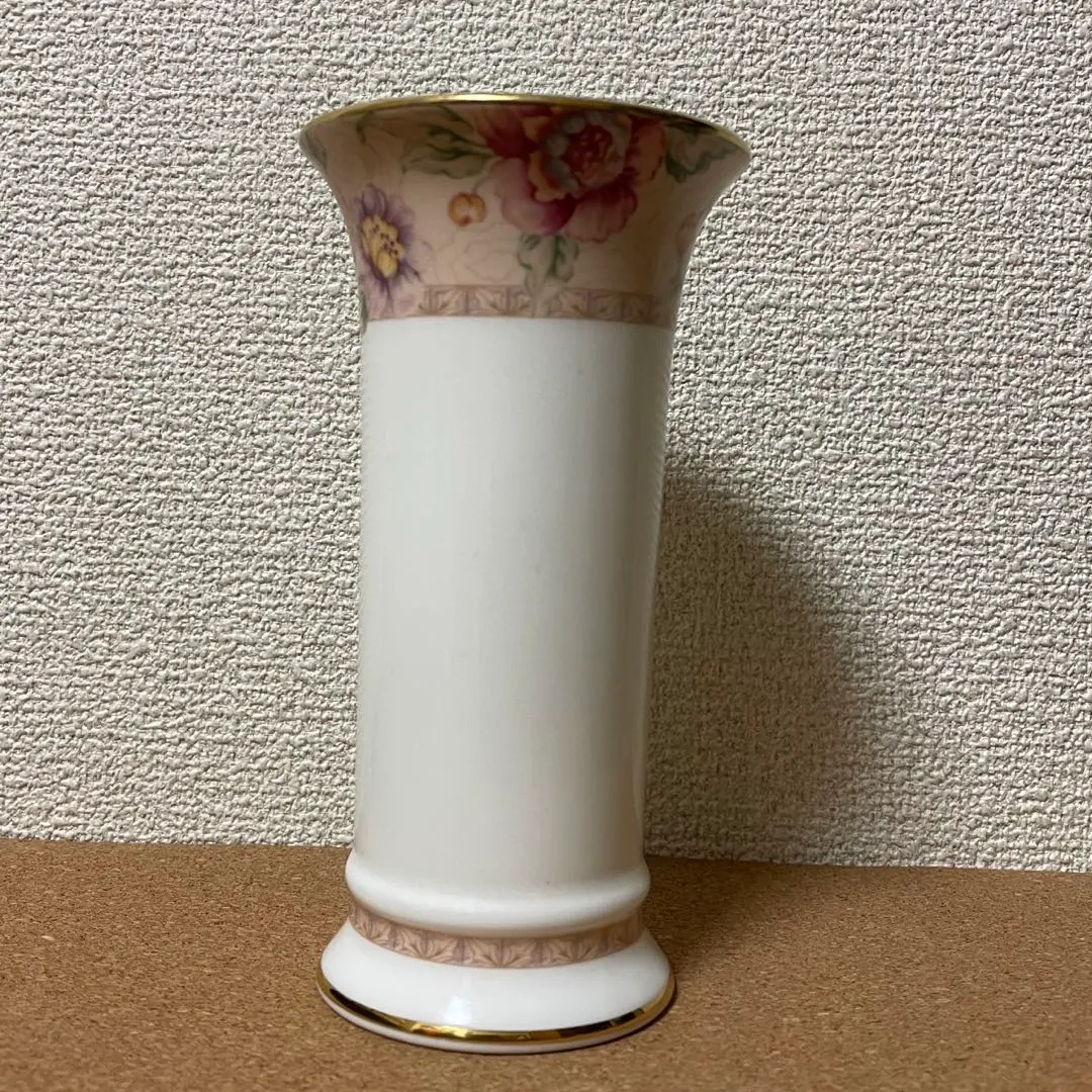 2026年最新】ロイヤルドルトン 花瓶の人気アイテム - メルカリ