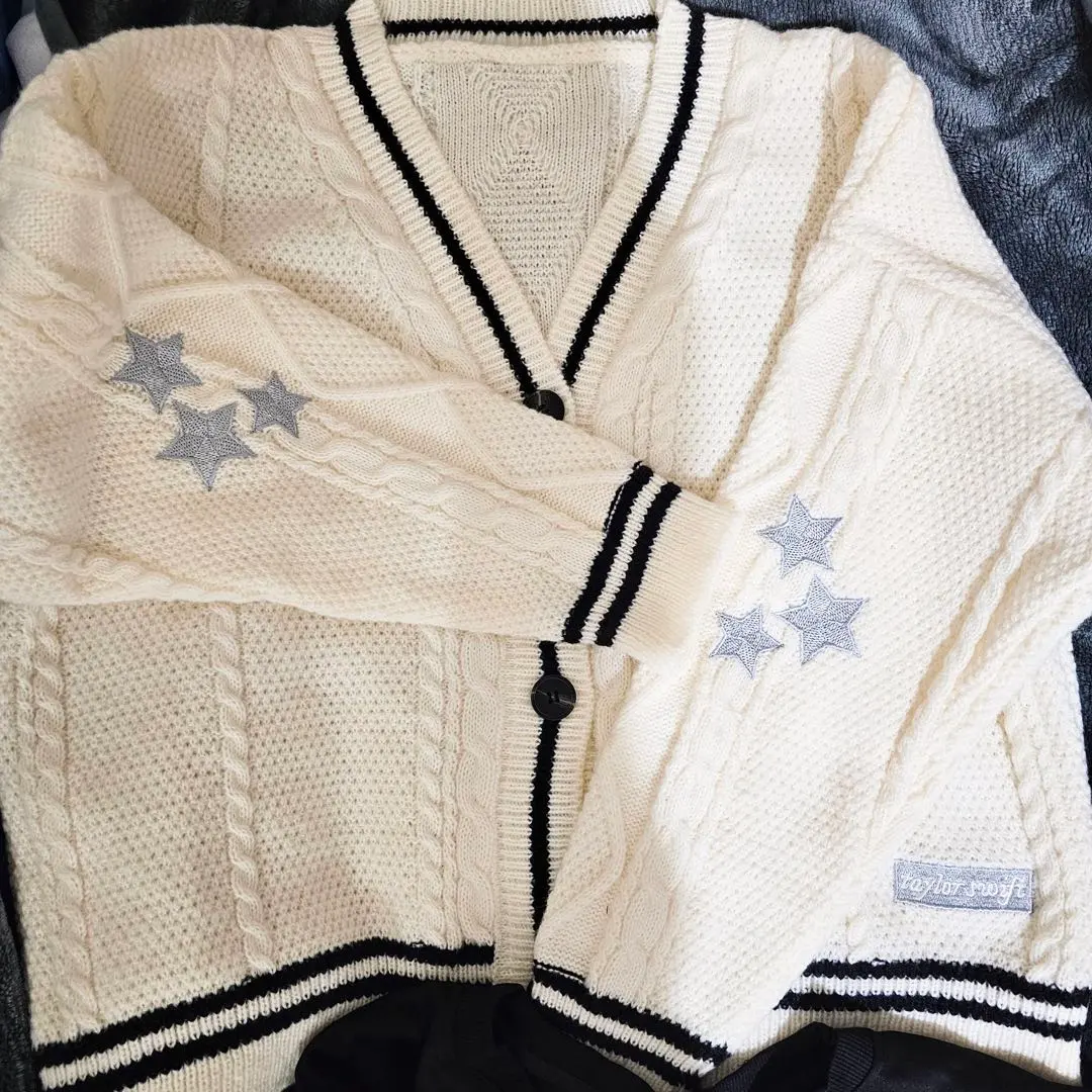 2026年最新】テイラースウィフト カーディガンの人気アイテム - メルカリ