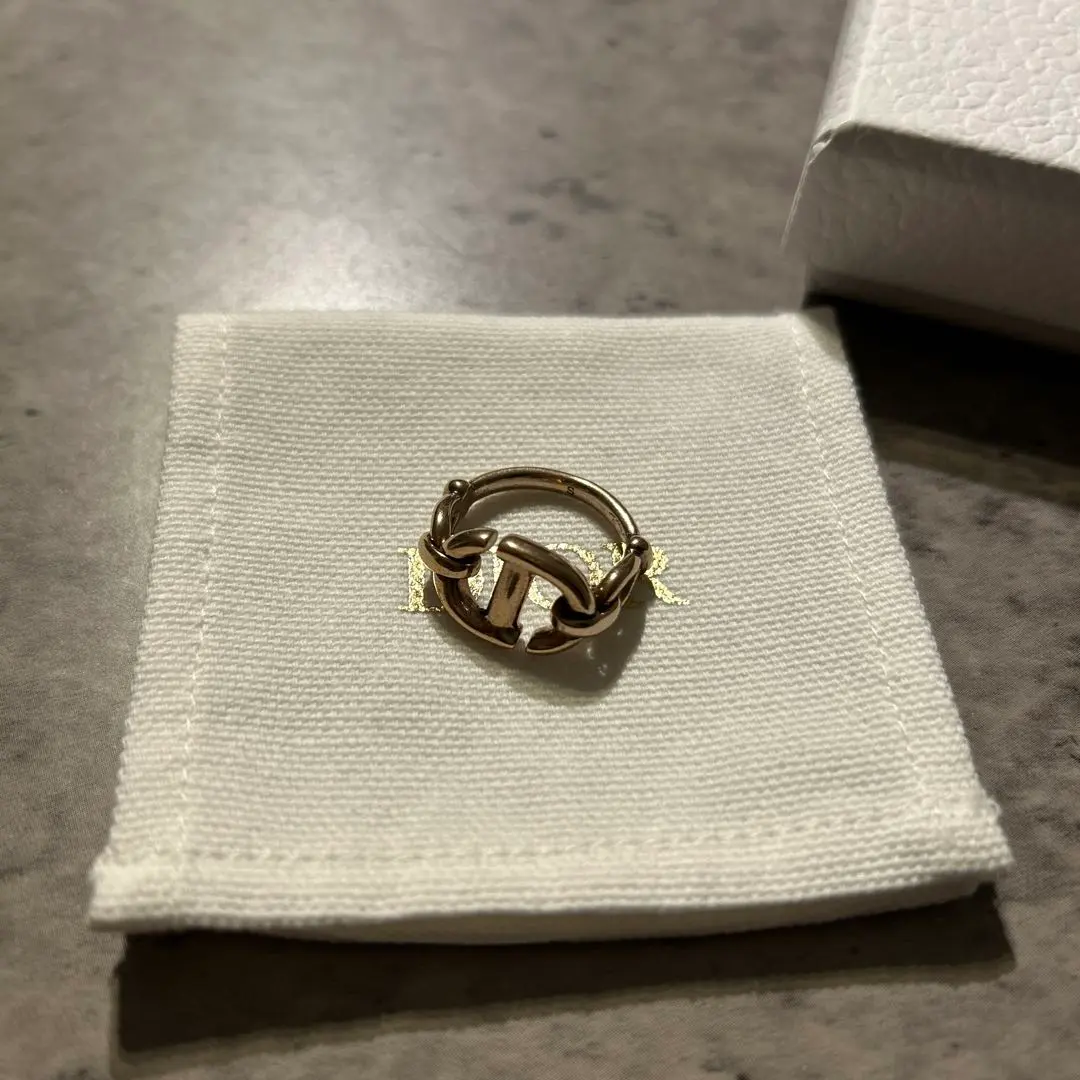 2026年最新】dior cd navy リングの人気アイテム - メルカリ