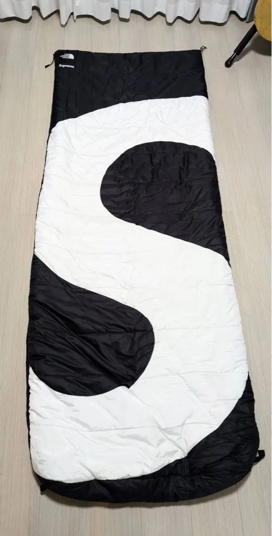 2026年最新】supreme 寝袋の人気アイテム - メルカリ