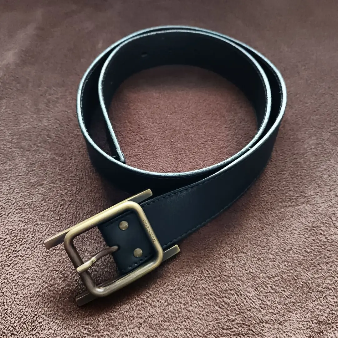 2026年最新】dior homme Hバックルの人気アイテム - メルカリ