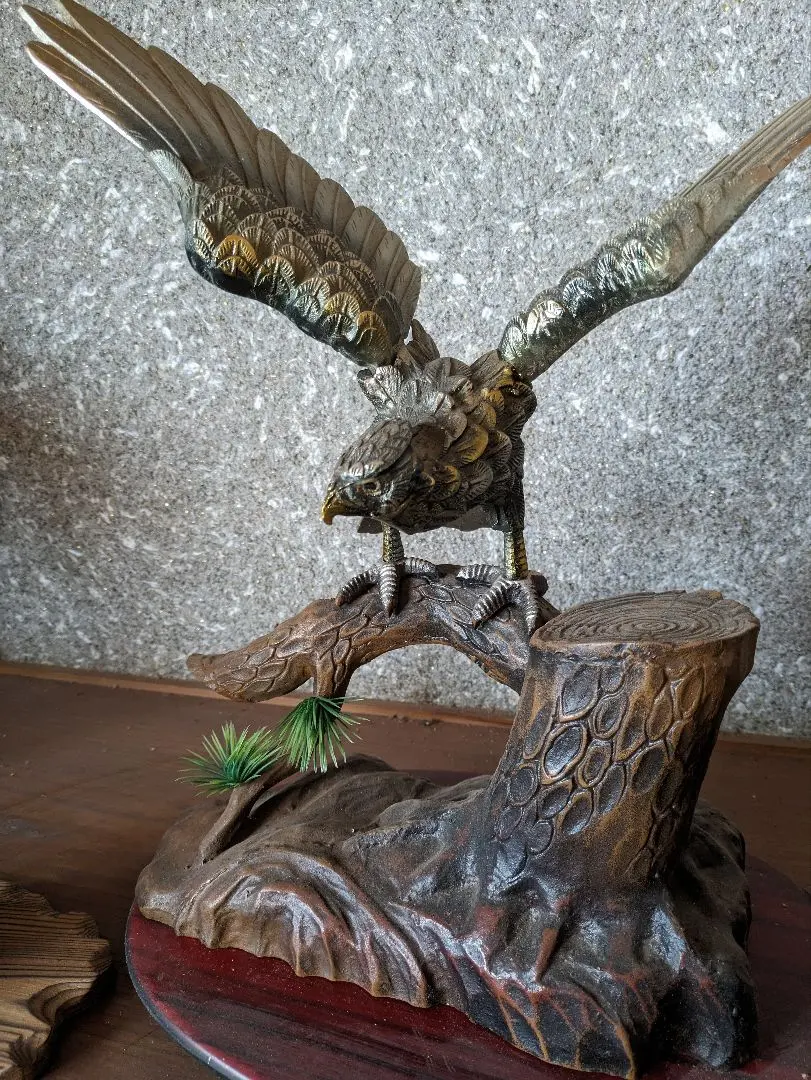 2026年最新】鷹 ブロンズ 置物の人気アイテム - メルカリ