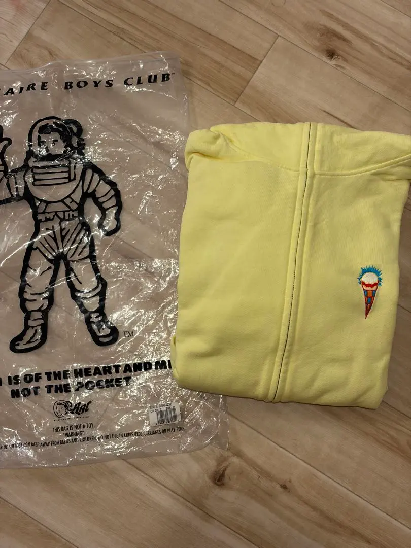 2026年最新】ロッキンジェリービーン パーカーの人気アイテム - メルカリ