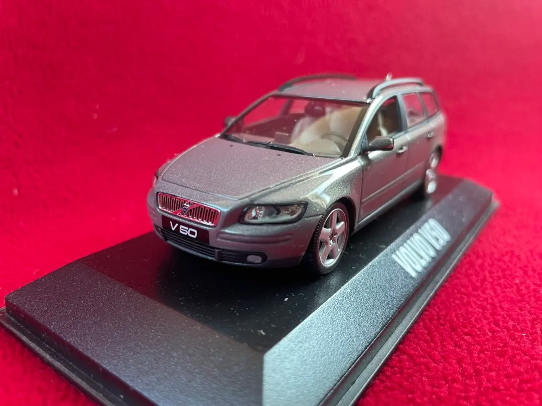 2026年最新】ボルボv70 ミニカーの人気アイテム - メルカリ