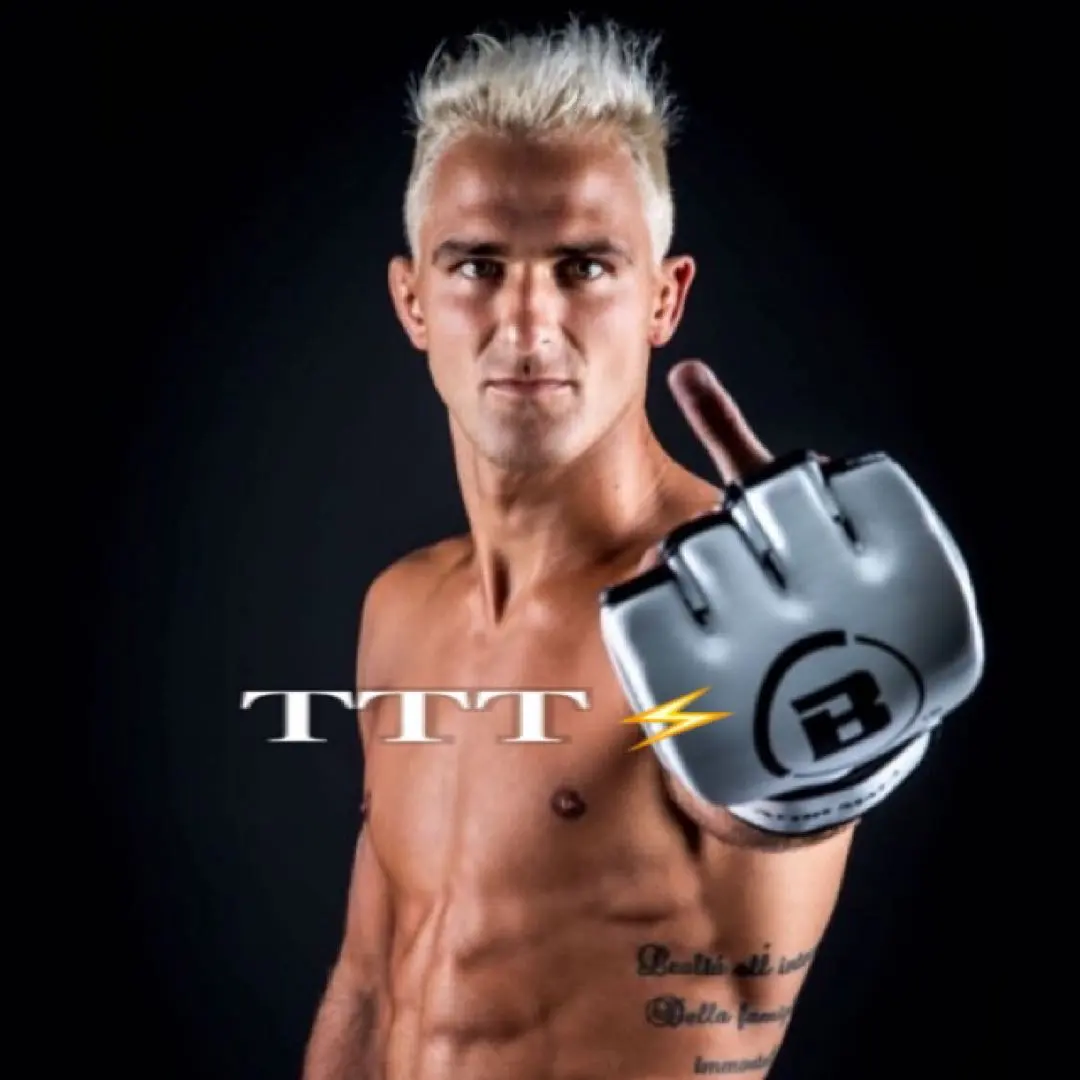 2026年最新】ベラトール グローブの人気アイテム - メルカリ