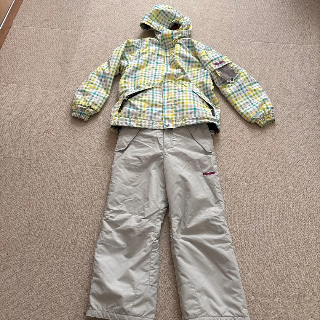 2026年最新】kicks スキーウェアの人気アイテム - メルカリ