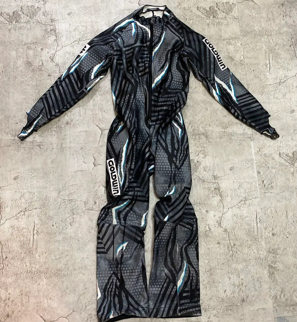 2026年最新】スキー ワンピース ゴールドウィンの人気アイテム - メルカリ