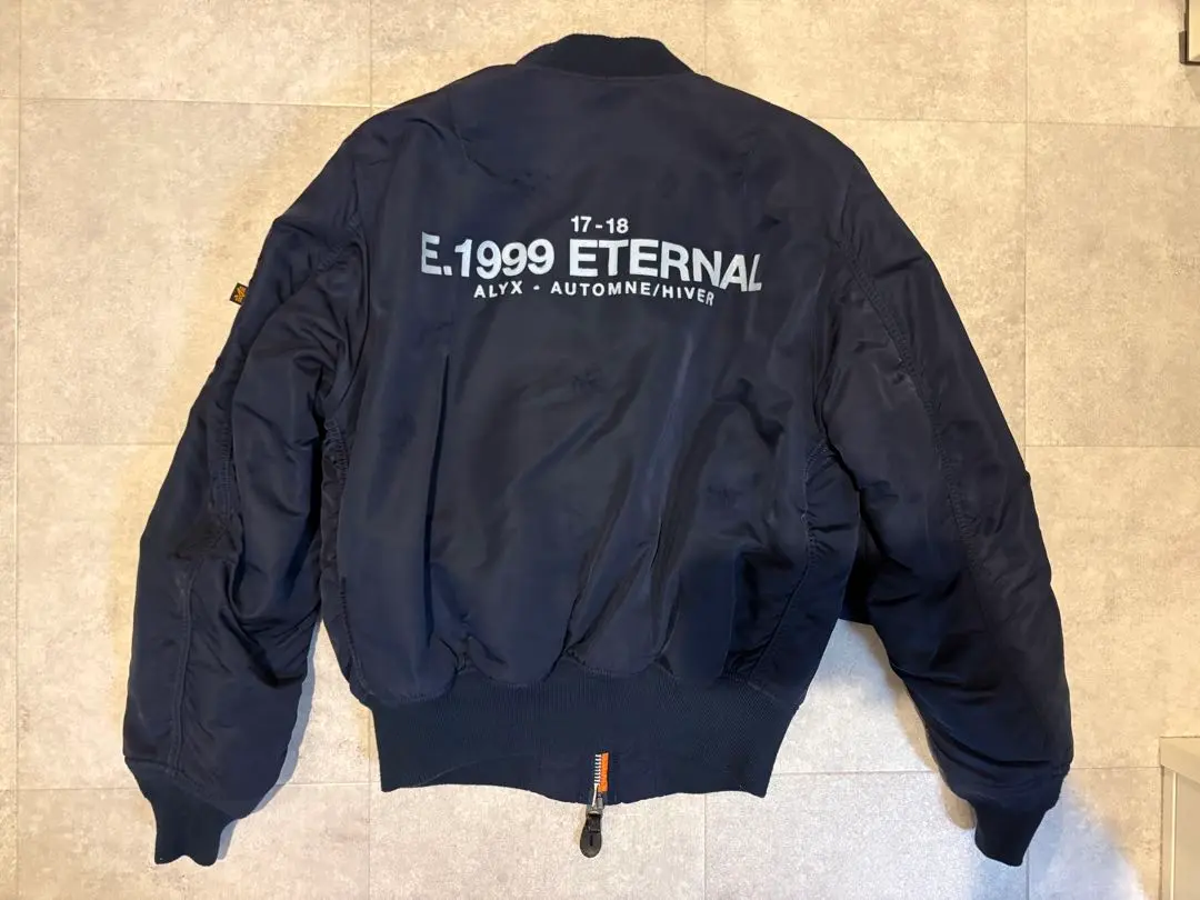 m42976999116_1.jpg?1765949028