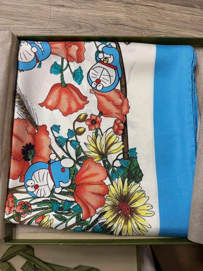 2026年最新】ドラえもん gucci スカーフの人気アイテム - メルカリ