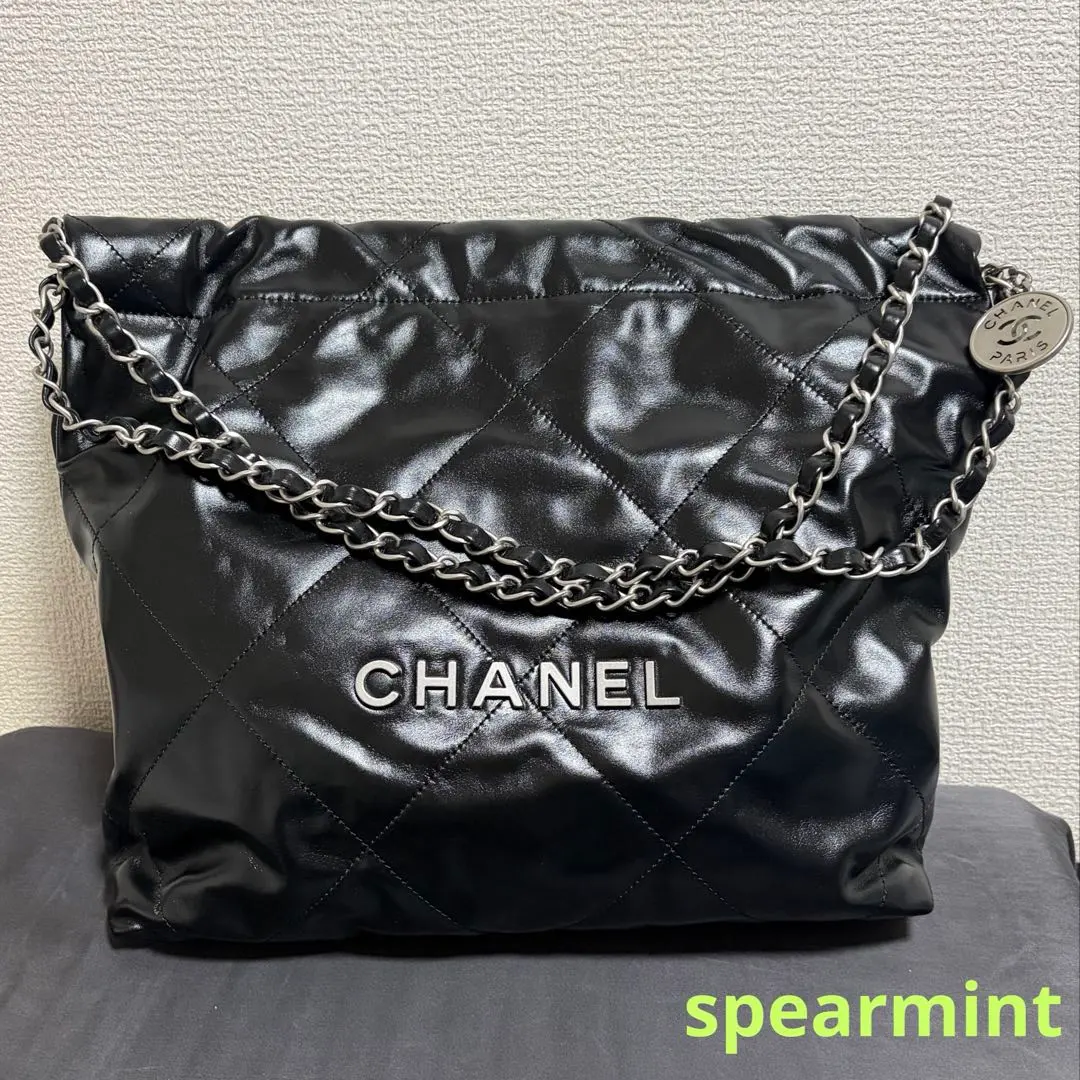 2026年最新】Chanel22 バッグ ミディアムの人気アイテム - メルカリ