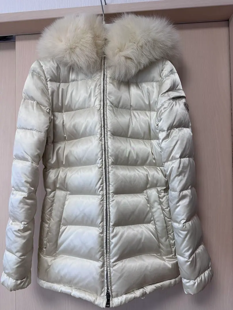 2026年最新】PRADA カラー：ホワイト系 ダウンジャケットの人気