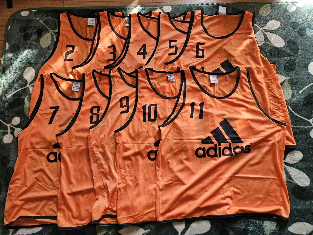 2026年最新】ビブス 10枚セット アディダスの人気アイテム - メルカリ