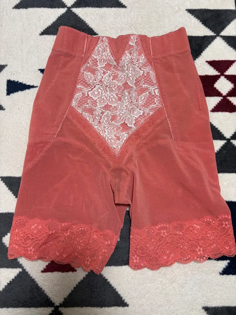 2026年最新】グラントイーワンズ ハイウエストガードル 76の人気