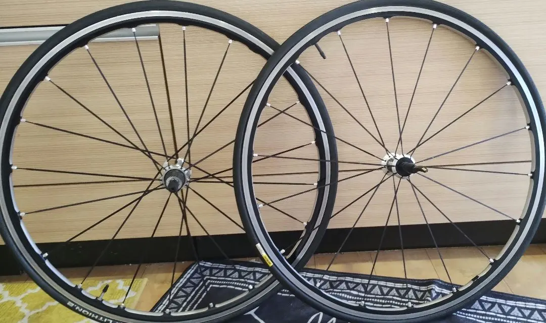 2026年最新】MAVIC クリンチャータイヤの人気アイテム - メルカリ