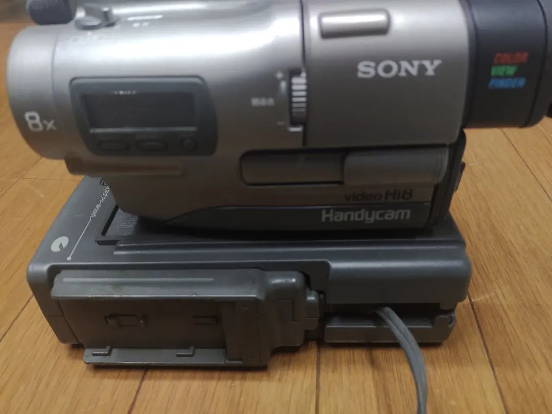 2026年最新】SONY Hi8 CCD-TR705の人気アイテム - メルカリ