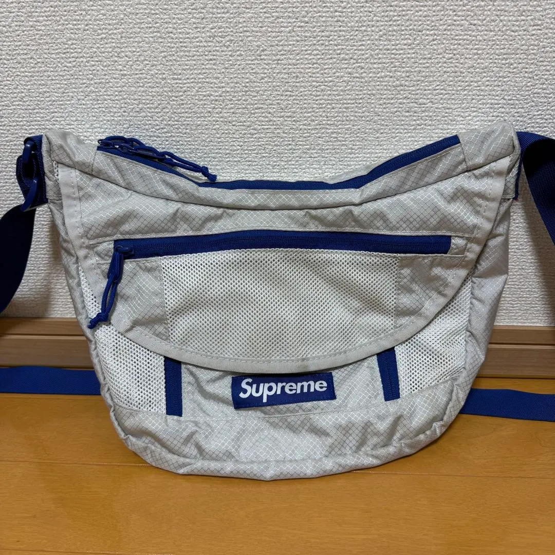 2026年最新】supreme 22ss messenger bagの人気アイテム - メルカリ