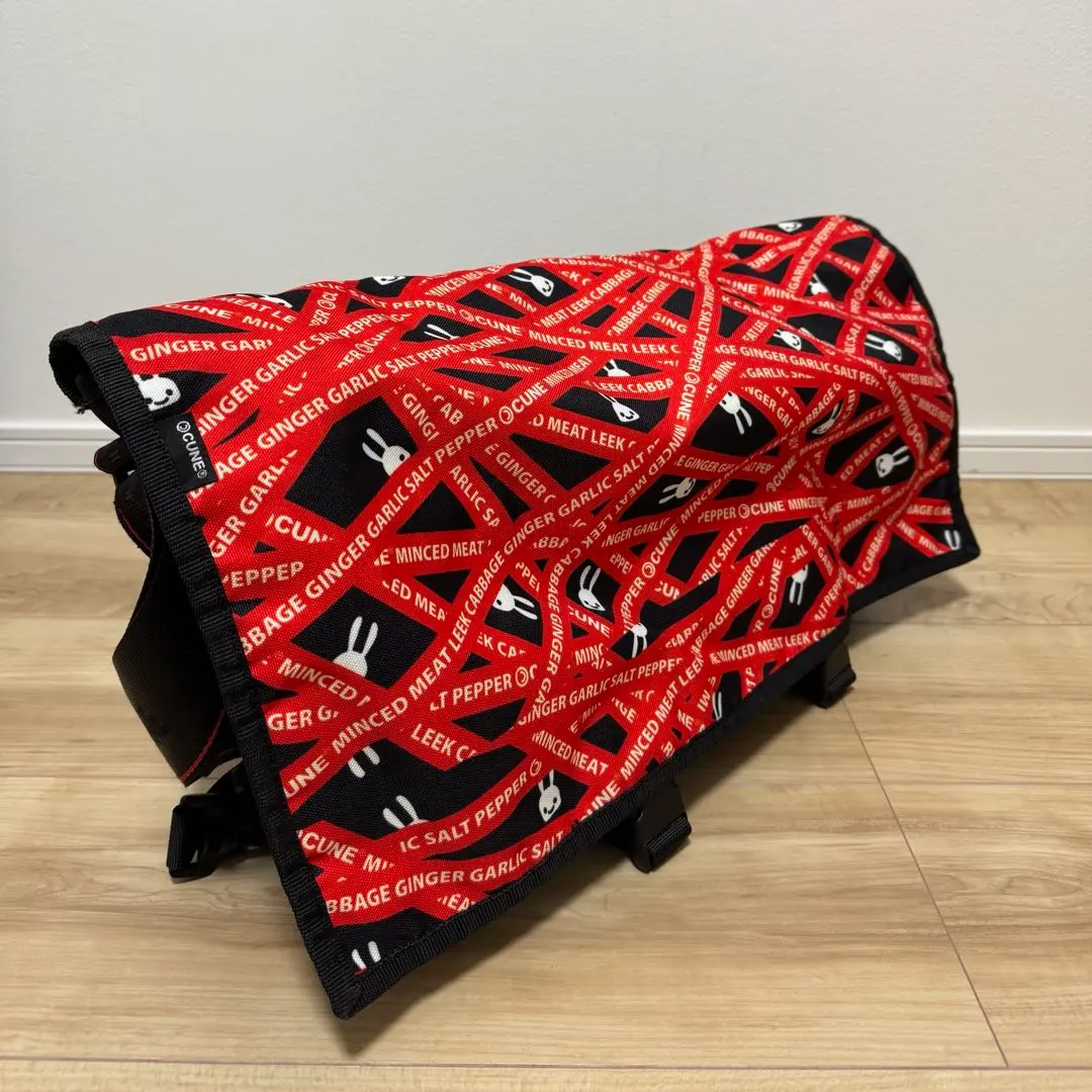 2026年最新】CUNE メッセンジャーバッグの人気アイテム - メルカリ