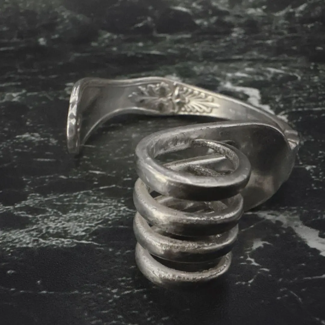 2026年最新】tiffany フォーク バングルの人気アイテム - メルカリ