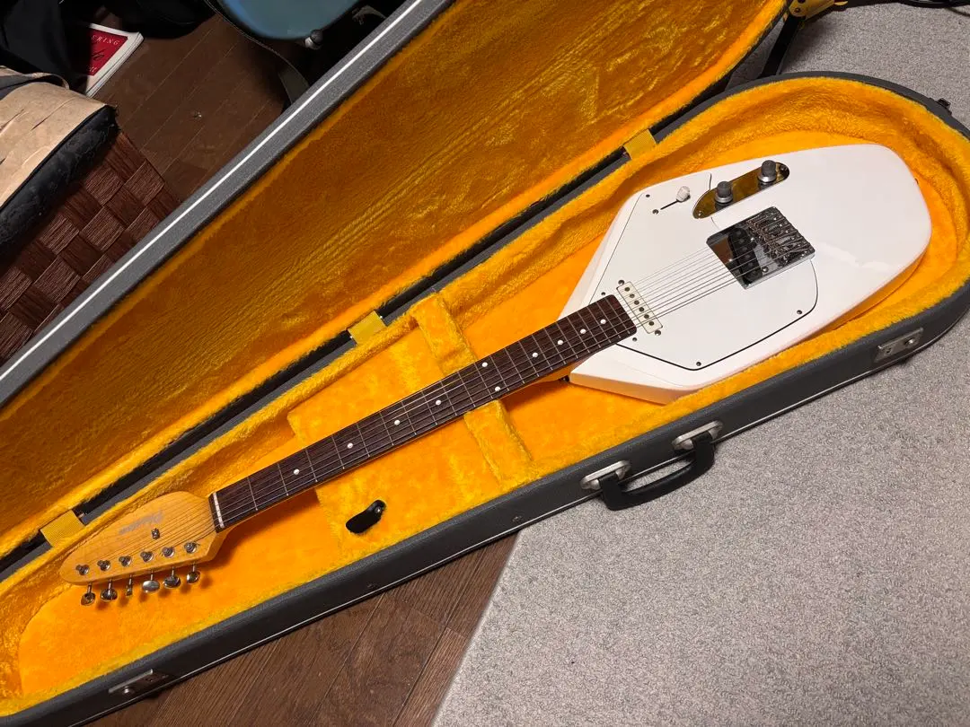 2025年最新】VOX エレキギターの人気アイテム - メルカリ VOX テレ